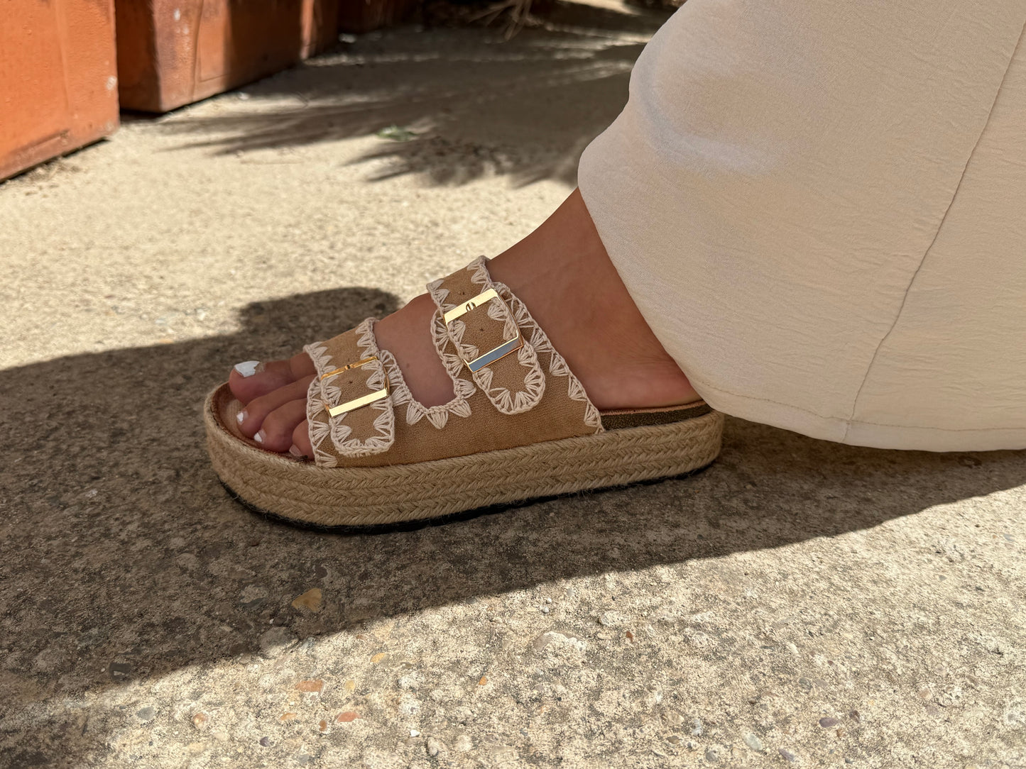 Sandalias hebillas