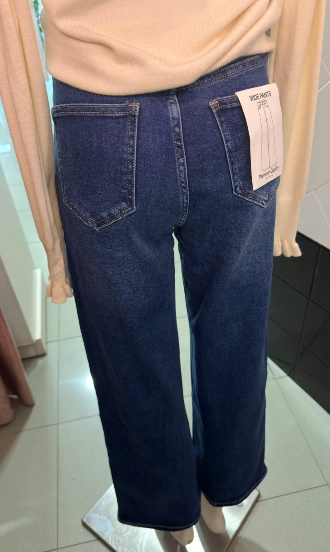 Vaquero cintura cruzada