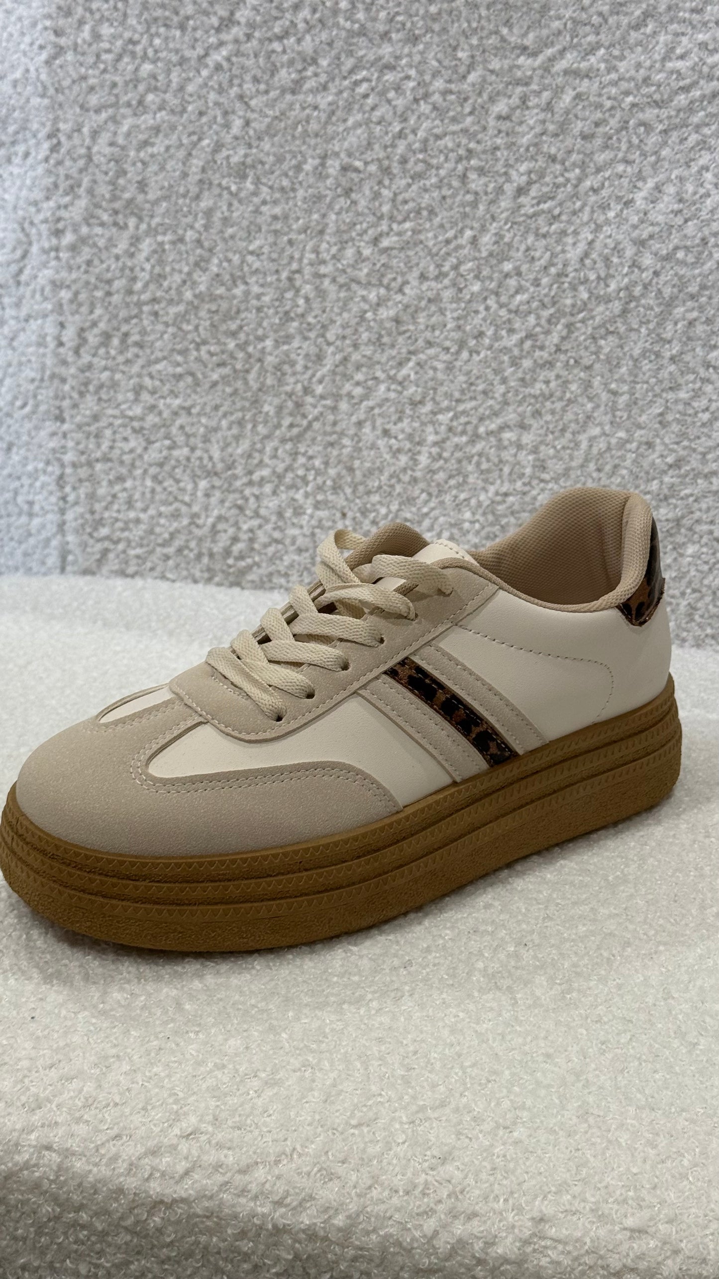 Zapatillas leopardo plataforma