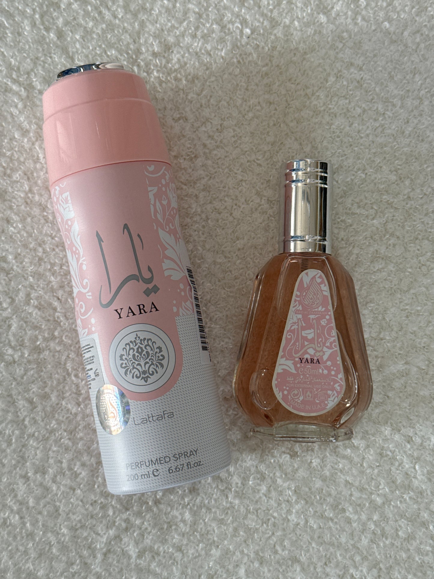 PERFUME + DESODORANTE YARA